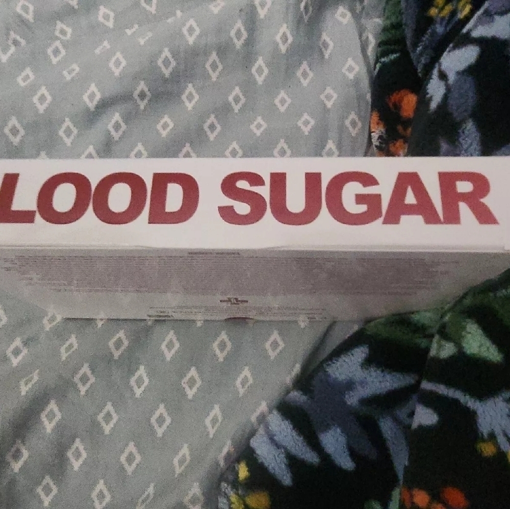 Jeffree Star Blood Sugar 18 Eyeshadows Palette New in Box - Picture 4 of 4